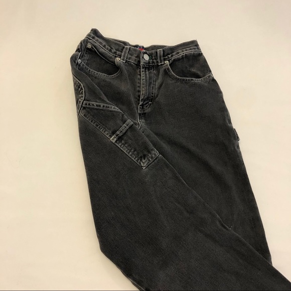 ❌SOLD❌DARK WASH TOMMY HILFIGER CARGO PANTS - Picture 2 of 7
